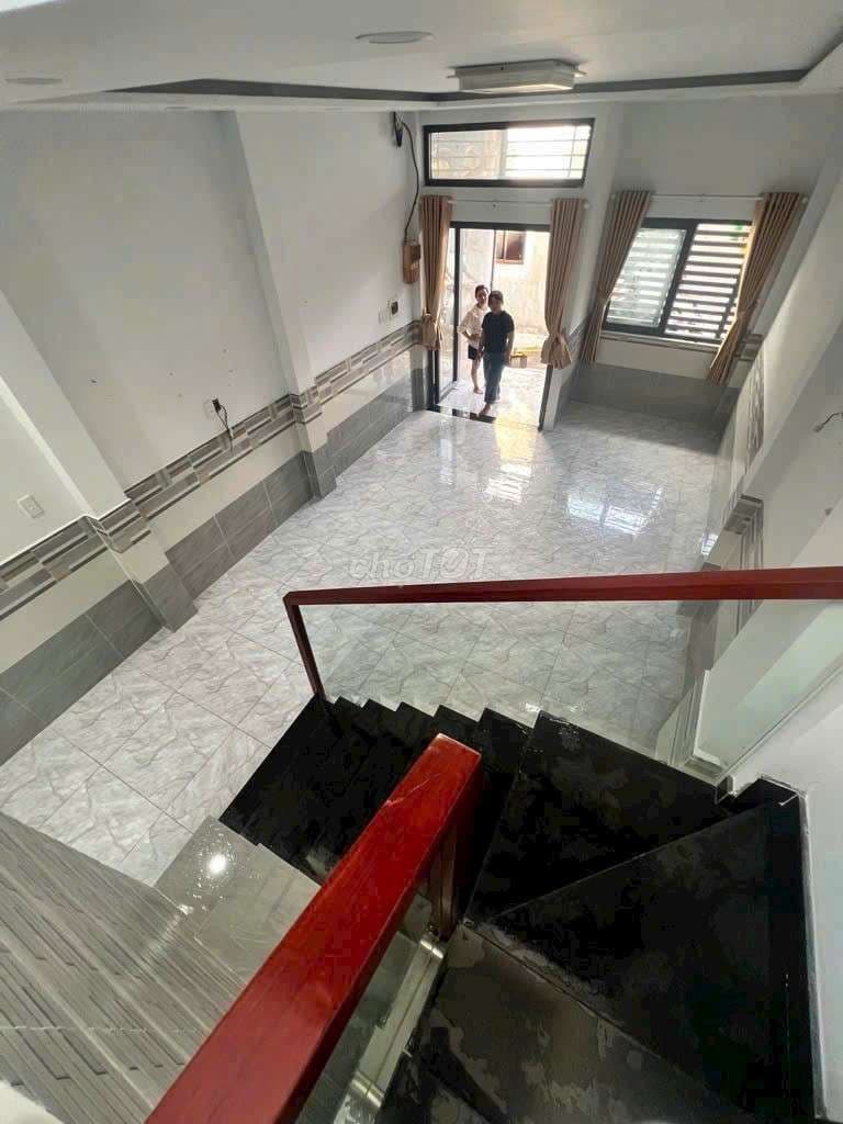 Nhà bán giá *** khu vực, hẻm thông, 2 tầng BTCT, 4m x 14m, hơn 4t - Ảnh 3