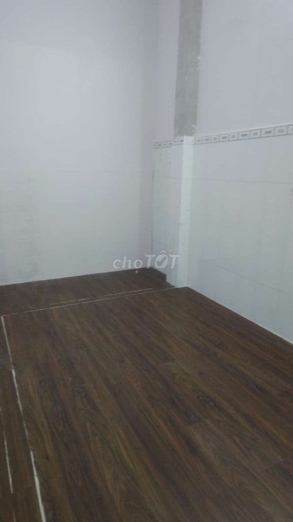 Nhà chủ cần đi nước ngoài - Ảnh 2