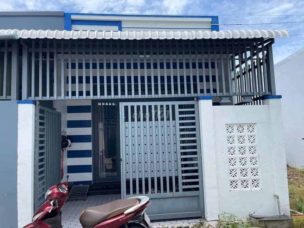 Bán nhà Tân An Hội sát bên TT Củ Chi 115m2 sổ hồng riêng giá 890 triệu