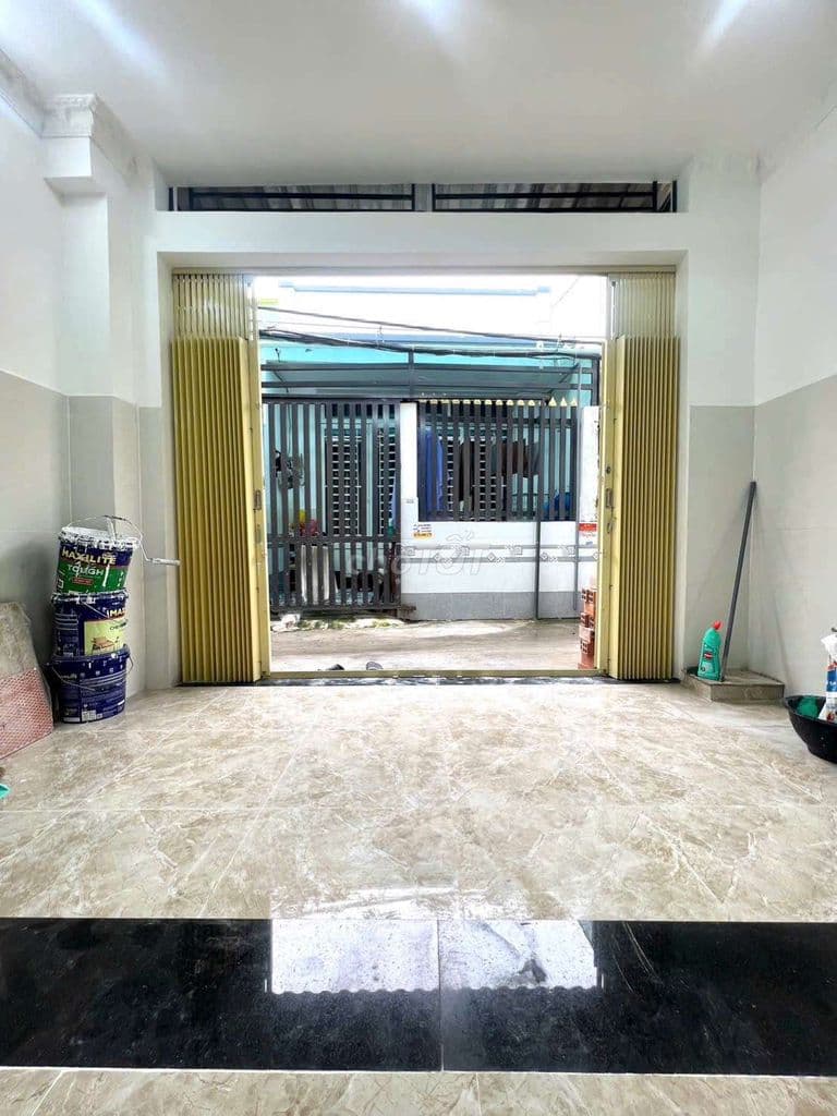 NHÀ ĐẸP HẺM XE HƠI KẾ Q7 - Ảnh 2