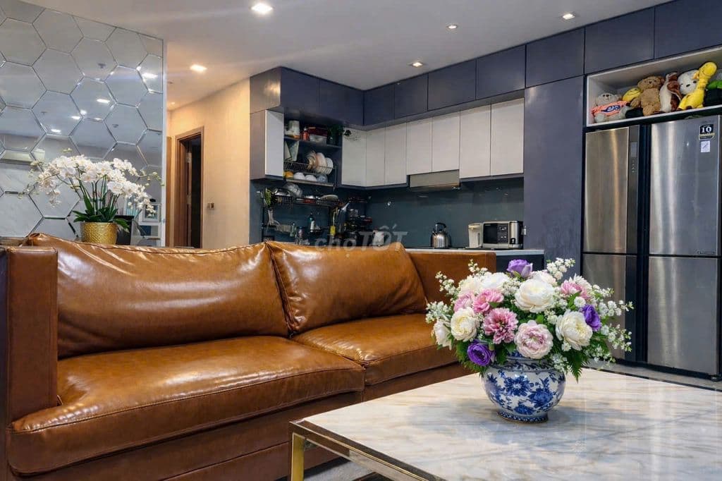 Cần bán vinhomes centrol park 3 phòng ngủ 2wc có sổ hồng giá 12.5 tỷ