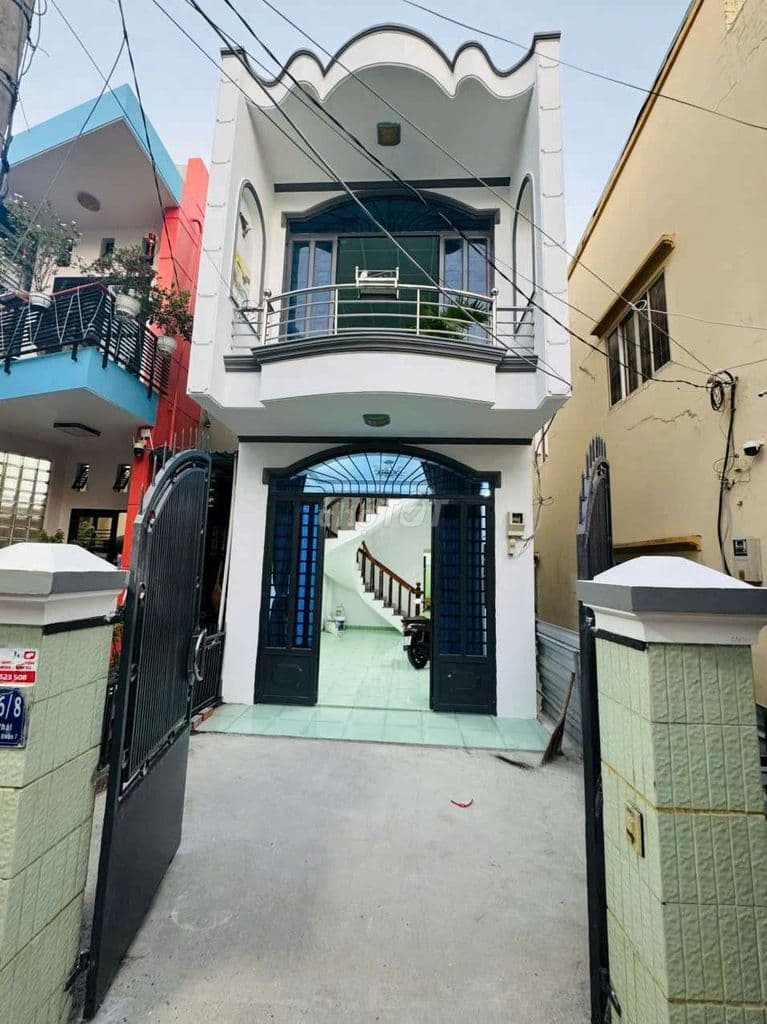 Q7. Bán nhà dt rộng thoáng .hẻm 1247 phú thuận