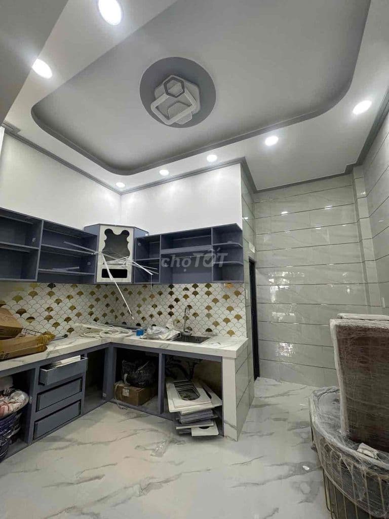 Nhà đẹp 3 tầng Chiến lược Bình Tân DT 4mx13m giá 6,18 tỷ.hẻm 5m - Ảnh 2
