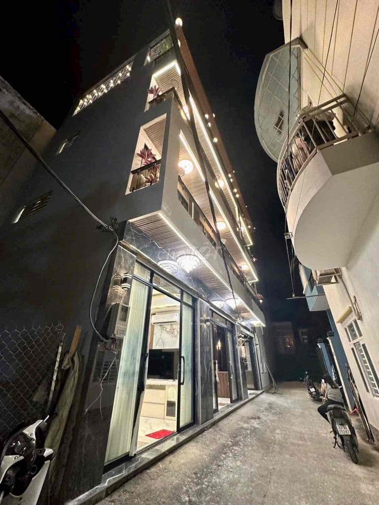 NHÀ PHỐ HIỆN ĐẠI CÓ THANG MÁY - XÂY DỰNG MỚI 1979 HUỲNH TẤN PHÁT - Ảnh 2