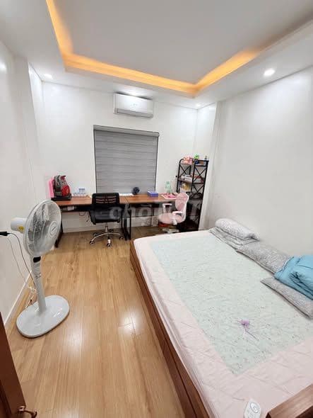 bán nhà 4 tầng Ngọc Hồi mặt tiền rộng - Ảnh 2