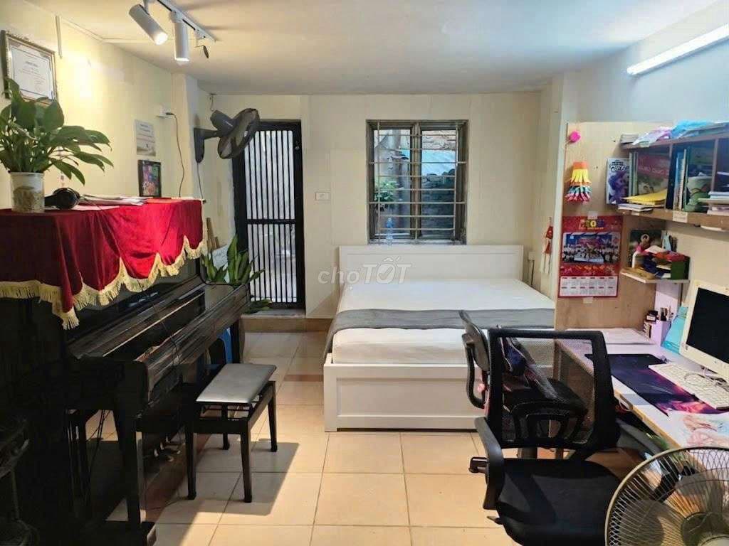 Chính chủ bán nhà ngõ 8 Võng Thị - Ảnh 3