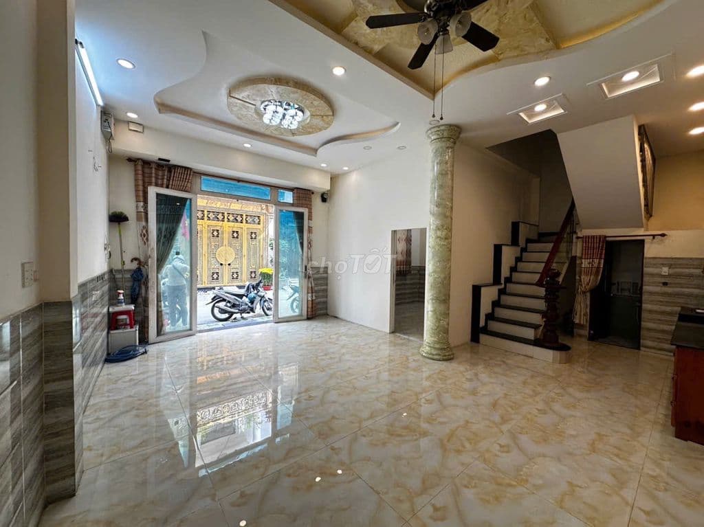 BÁN NHÀ ĐẸP 4 TẦNG – HẺM 6m xe hơi tránh Khu Vip chợ Bình Thành - Ảnh 2