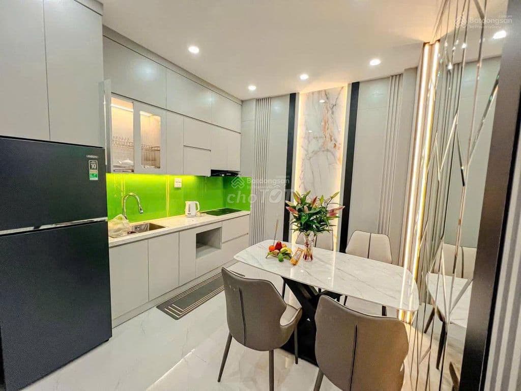 Lô góc Võ Chí Công, 2 thoáng, 50m ra ô tô, ngõ thẳng, sổ cc, Ko QH - Ảnh 2