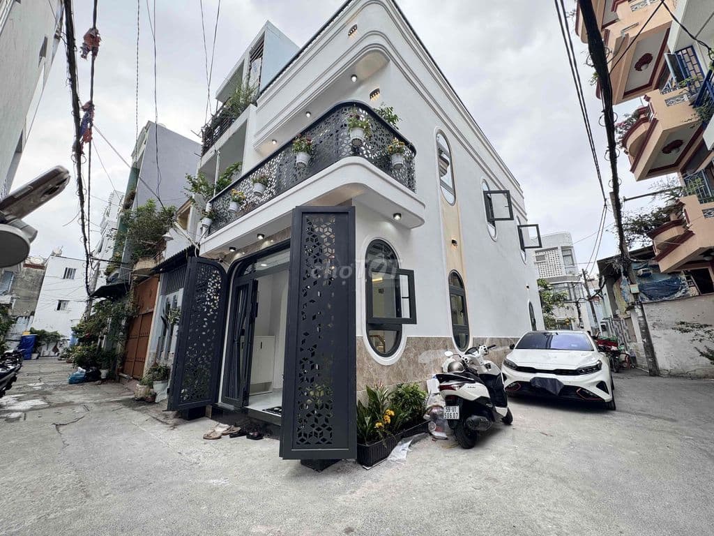NHÀ ĐẸP GÓC 2 MẶT THOÁNG – HẺM XE HƠI ĐẬU CỬA NGÀY ĐÊM – PHÚ NHUẬN