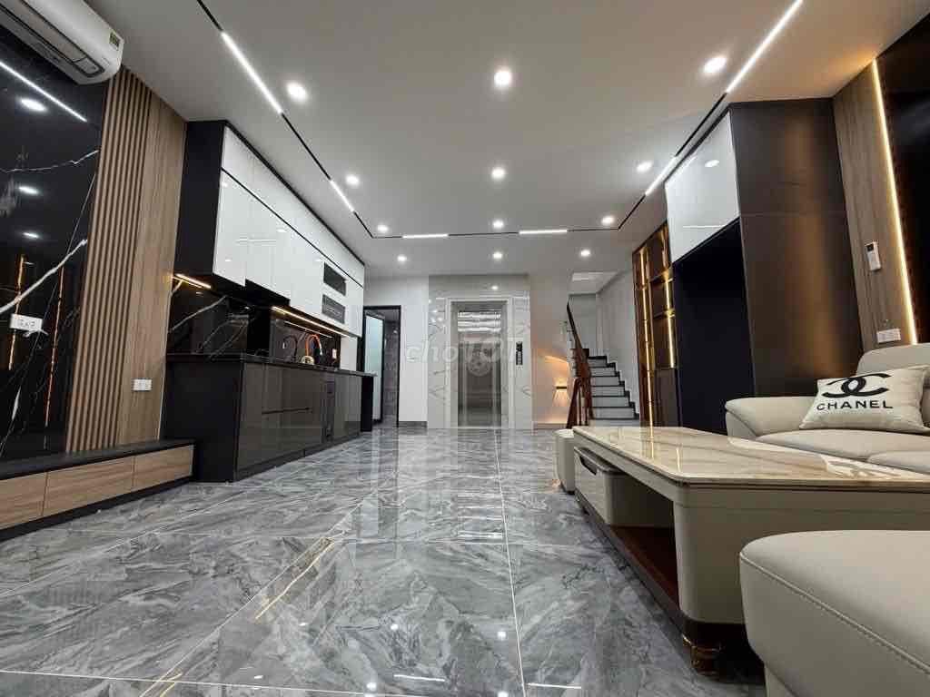Phố Hoàng Liệt DT40m2, MT 4m, 6 tầng thang máy sát ô tô đỗ giá 8,9tỷ - Ảnh 2