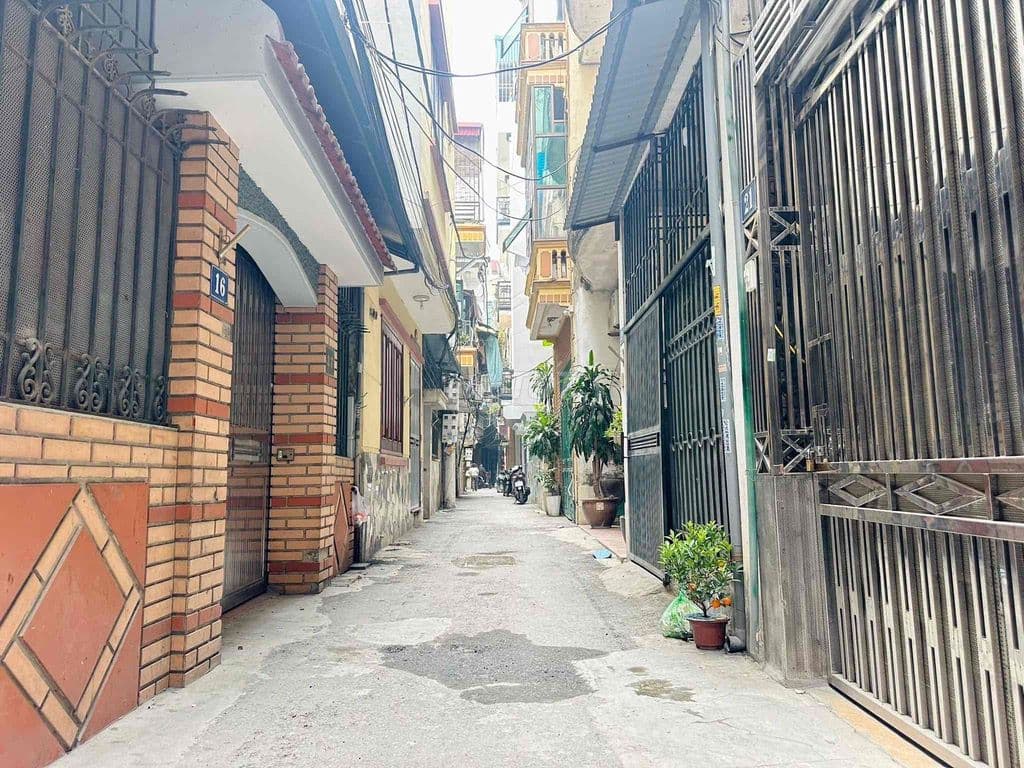 6 tỷ nhà riêng Minh Khai, lô góc, ngõ nông, nhà mới full nội thất