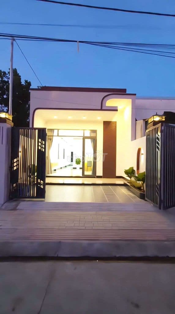 Nhà cấp 4 nhà ĐẸP đang có sẵn dòng tiền 8triệu/ tháng
