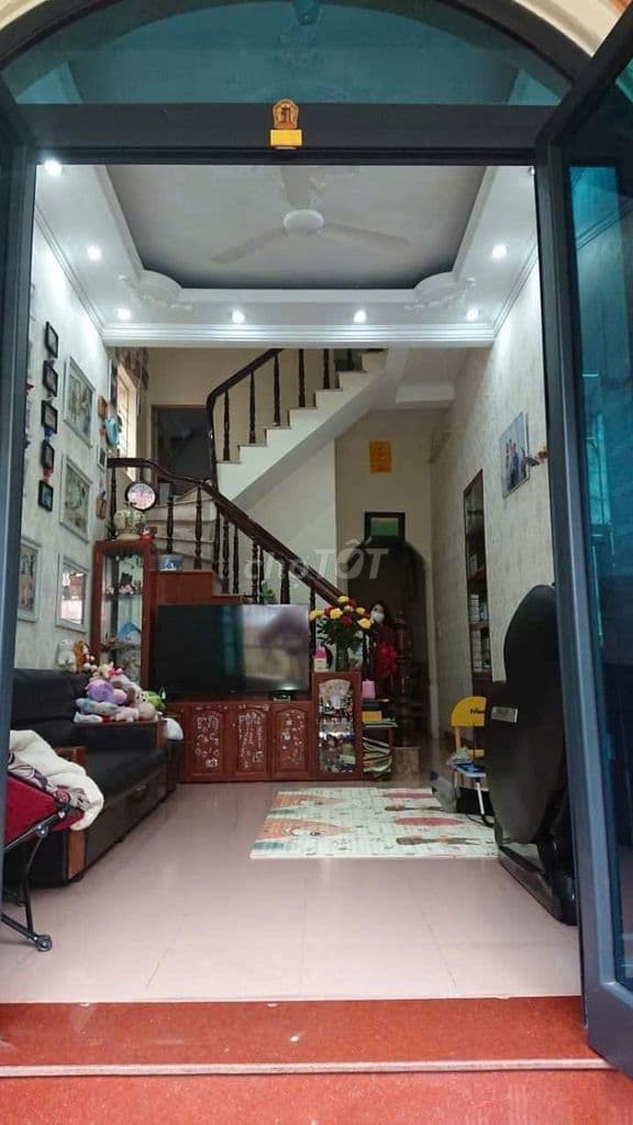 Cổ Nhuế Bắc Từ Liêm Gần ô tô 40mx3T MT hơn 4m 7 tỷ 3