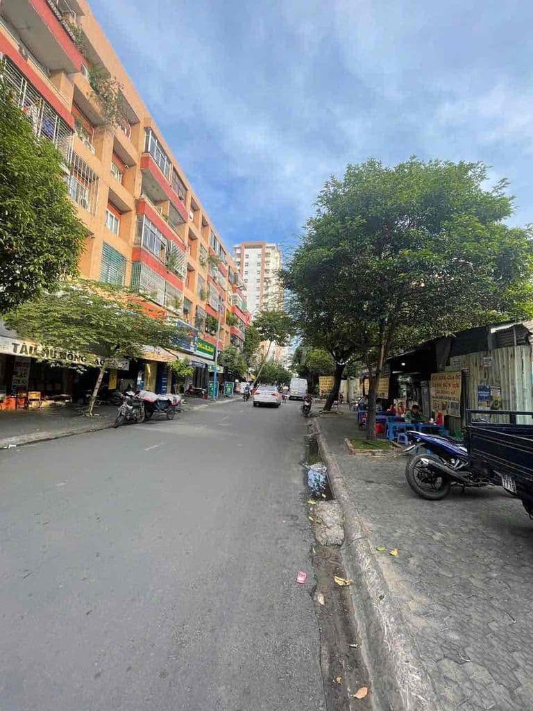 Bán căn hộ Shophouse Bàu Cát 2, có Sổ, 1 trệt+ lửng, 3PN-2WC 77m2 MTKD - Ảnh 2