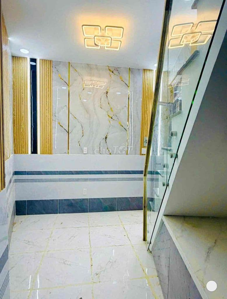 Tôi bán nhà 1 trệt, 1 lầu, hẽm 3 m, tuyệt đẹp, Quận 7