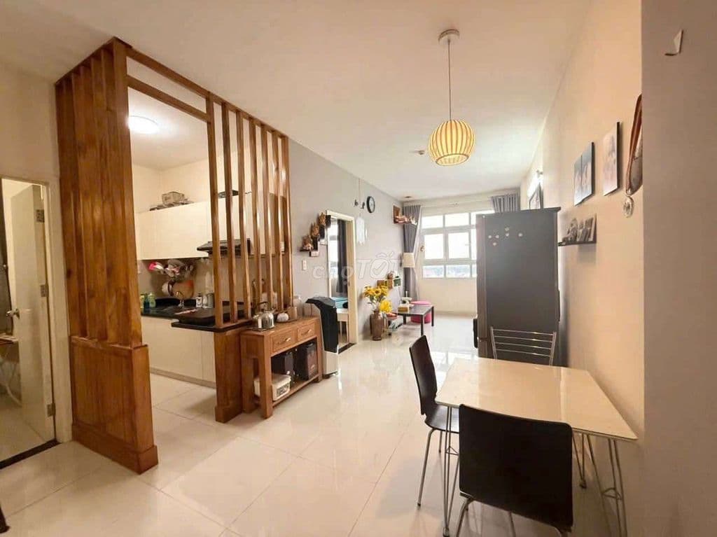 Căn hộ 57m2 view sông SVT