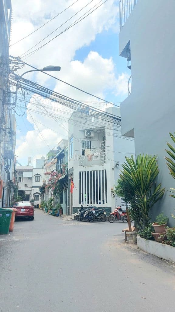 GIá Tốt 5.2 tỷ/120m2 Gần Lê Văn Việt, Chợ Hiệp Phú Quận 9