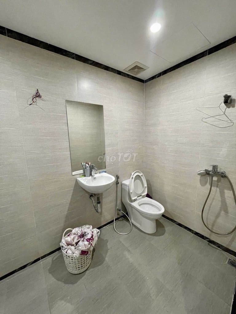 Bán nhà đường Bờ Sông Sét, Trương Định 42m 5 tầng, 6 Ngủ, ngõ ô tô - Ảnh 3