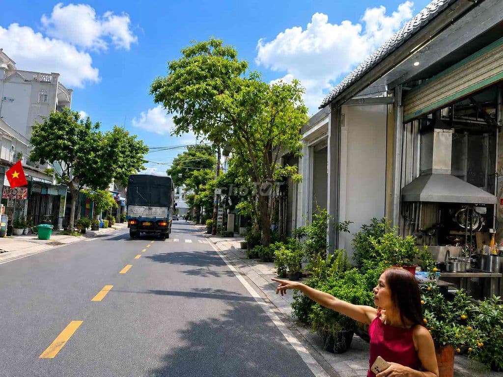 MẶT TIỀN KINH DOANH 3 TẦNG – TIỀN LÂN 11, PHAN VĂN ĐỐI, BÀ ĐIỂM, HÓC M