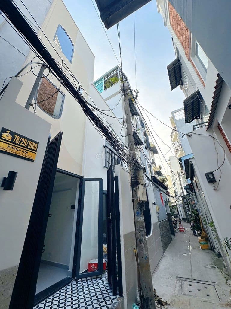 Bán nhà 68m²-ngang 6.2m giá 7.8 tỷ full nội thất mới 100% tại Quận 4