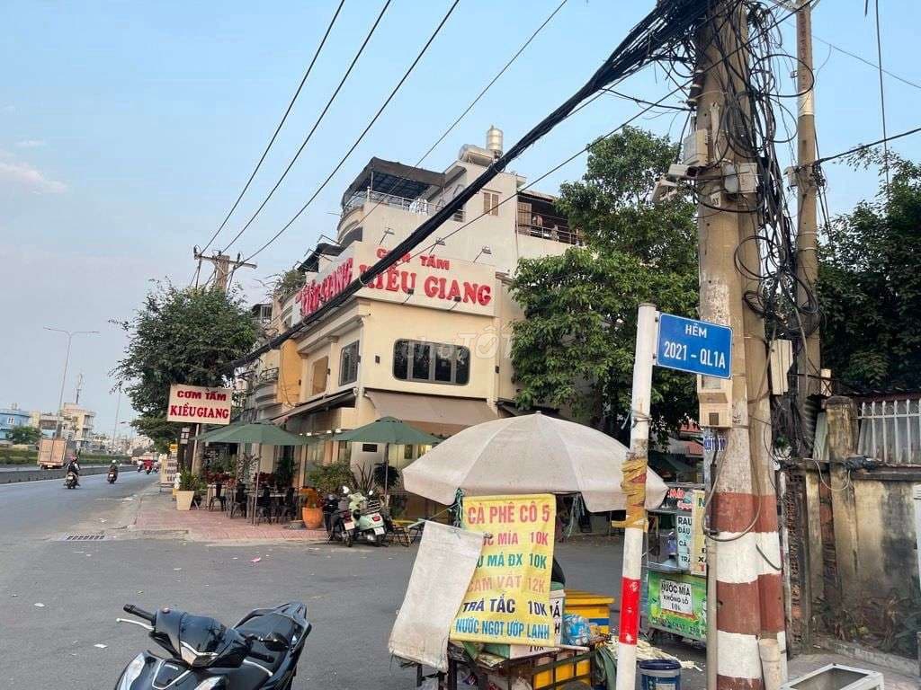 BÁN NHÀ 2 TẦNG NGANG HƠN 5M HẺM 2M QUỐC LỘ 1A PHƯỜNG ĐÔNG HƯNG THUẬN - Ảnh 2