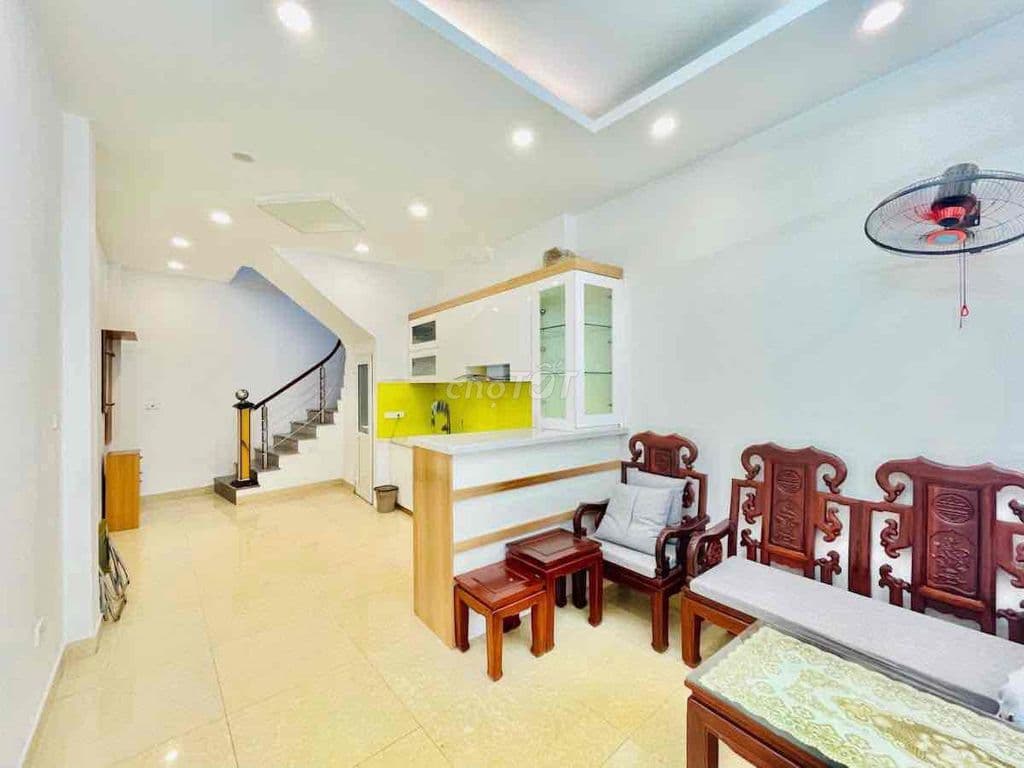 Bán nhà Tôn Đức Thắng, ba gác đỗ, 20m ra ô tô, ngõ nông, 2 thoáng vĩn - Ảnh 2