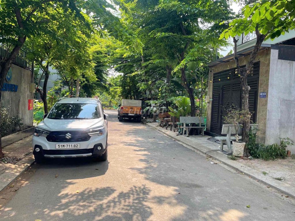 BÁN NHÀ MỚI XÂY - NGAY CẠNH VINHOMES 5.95 TỶ - Ảnh 2