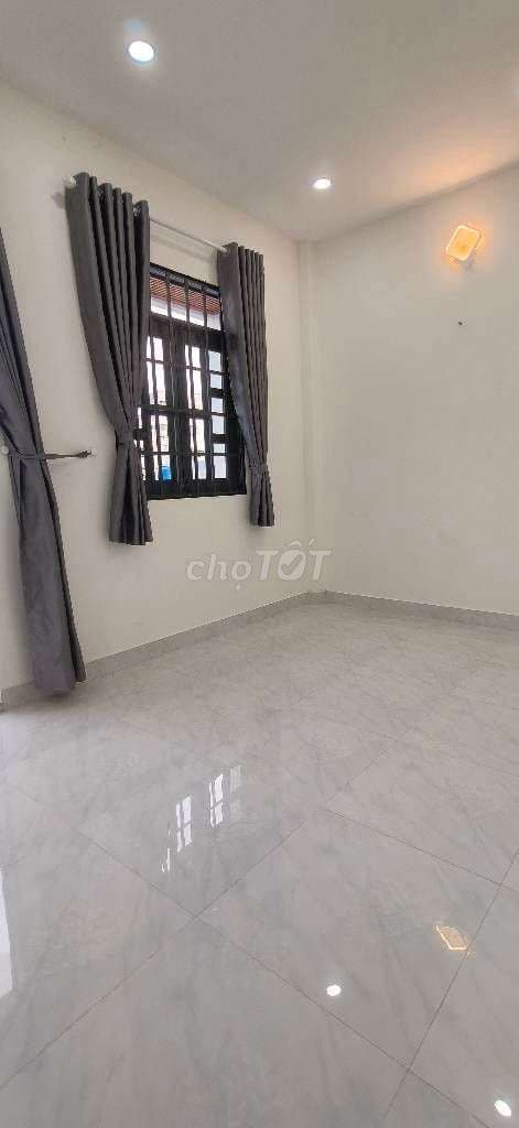 Bán nhà ,Đường sư Huỳnh Liên P10 Tân Bình ,Ngang 4,6M 33M2 ,Giá:4,35Tỷ - Ảnh 3