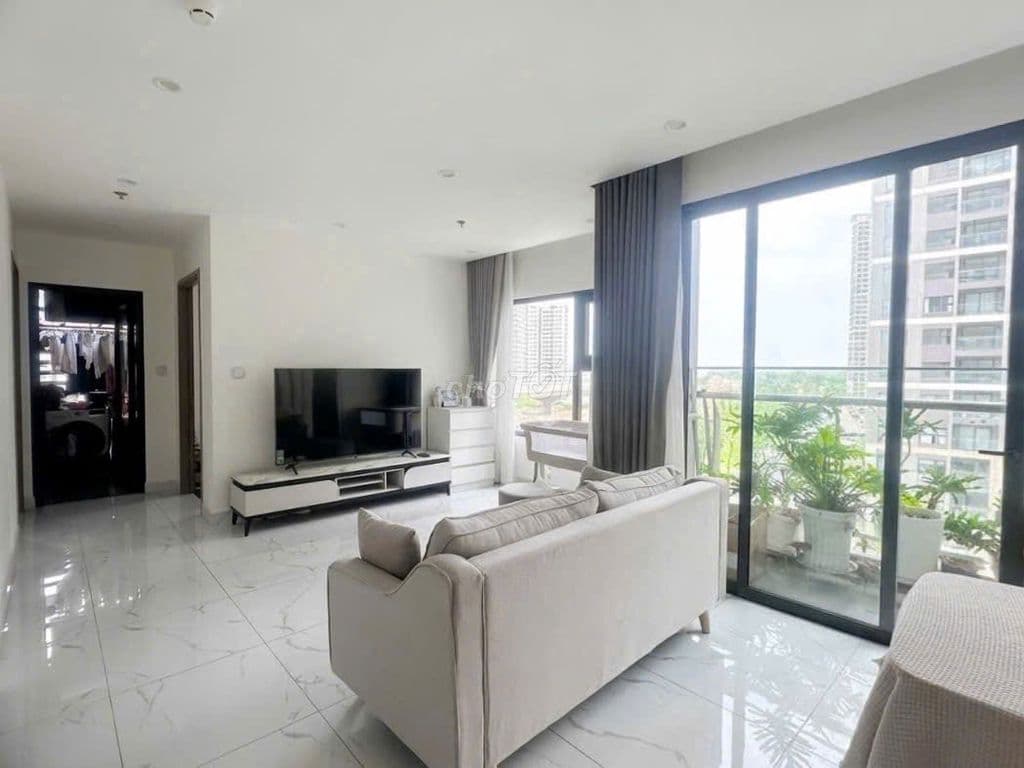 2PN+ GH 69m2 Full NT đẹp, View Hồ bơi, Sổ sẵn, Tầng thấp - 4ty350