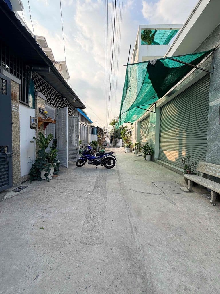 Nhà Hà Huy Giáp- Thạnh Xuân- Quận 12 ( 4,4m x 15 m- hẻm xe hơi) - Ảnh 2