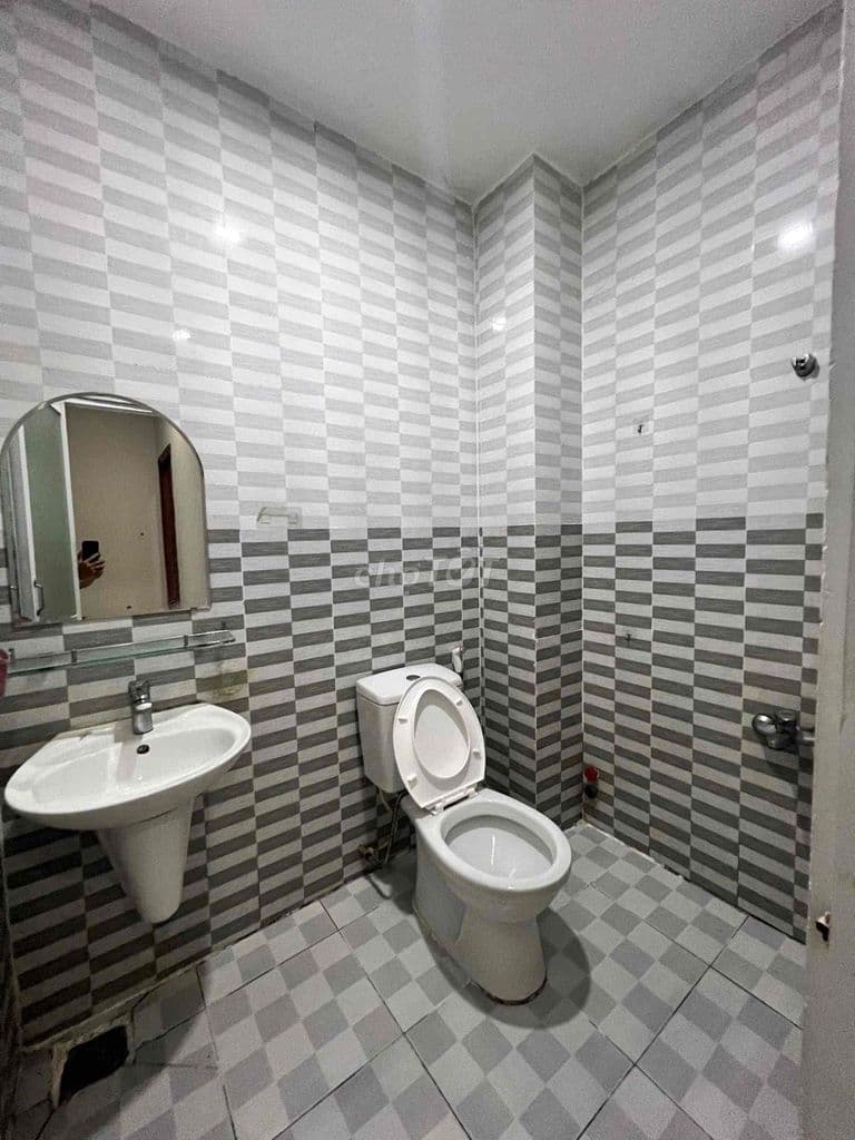 🍀 TRUNG TÂM HIỆP PHÚ, Q9 – HẺM XE HƠI – NHÀ ĐẸP 3 TẦNG – 56M2 💰 CHỈ: 5 - Ảnh 3