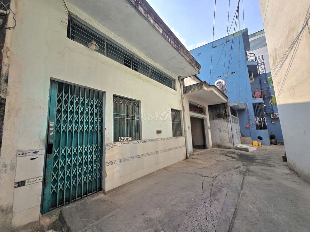 Ngay ĐH Công Thương - Lê Trọng Tấn - DT 6x16 - DTCN 96.8m² -chỉ 7.9 tỷ