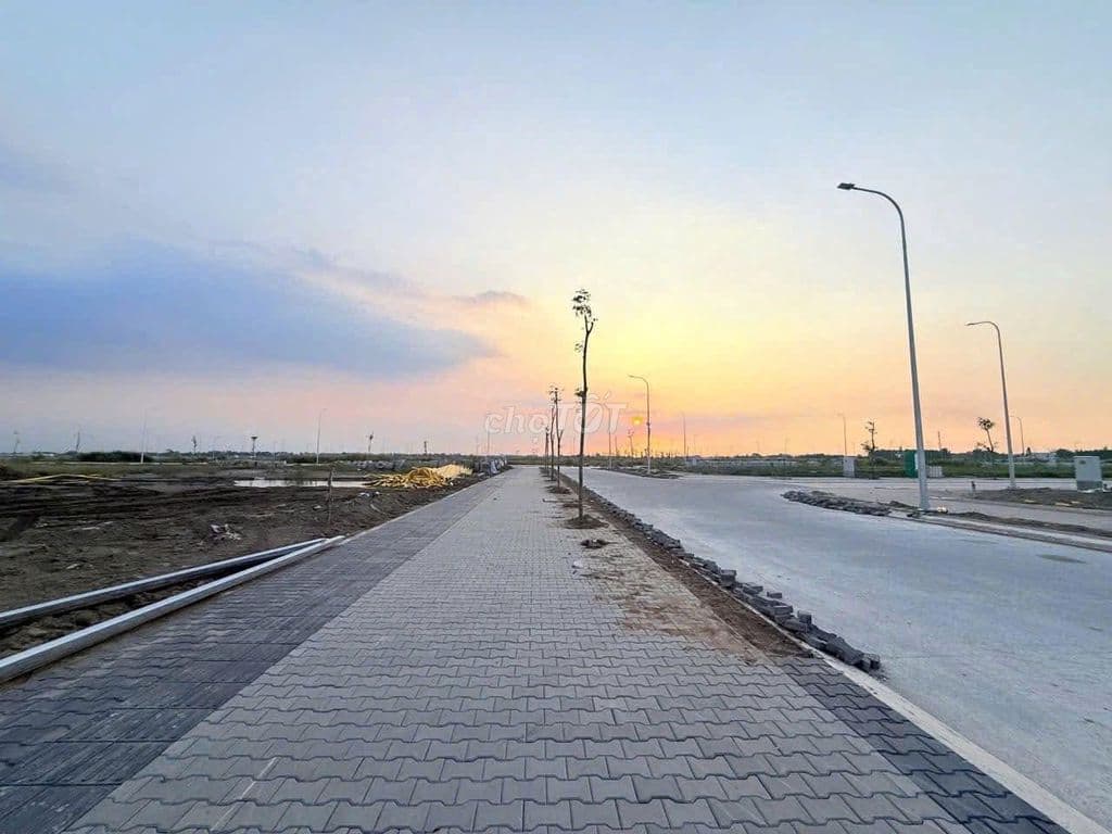 Đất nền đường Võ Văn Kiệt, thanh toán linh hoạt 600tr nhận sổ+nền đẹp. - Ảnh 2