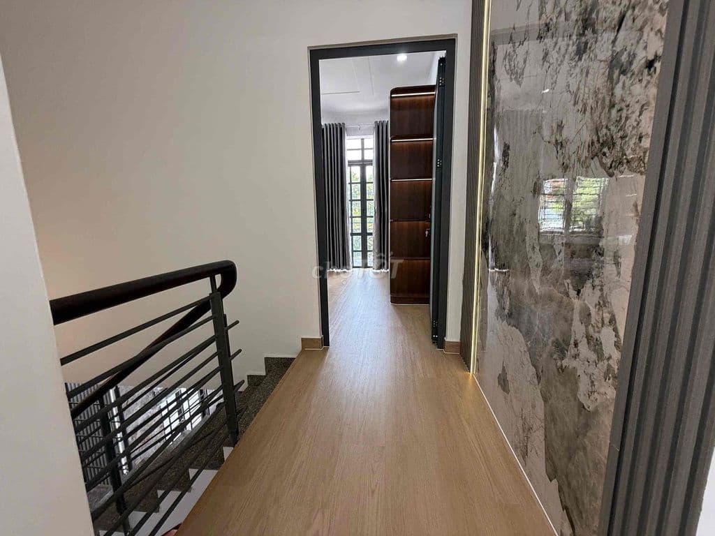 Nhà Vị Trí Đẹp * 1 Sẹc Hà Huy Giáp Căn Góc 2MT - Ảnh 2