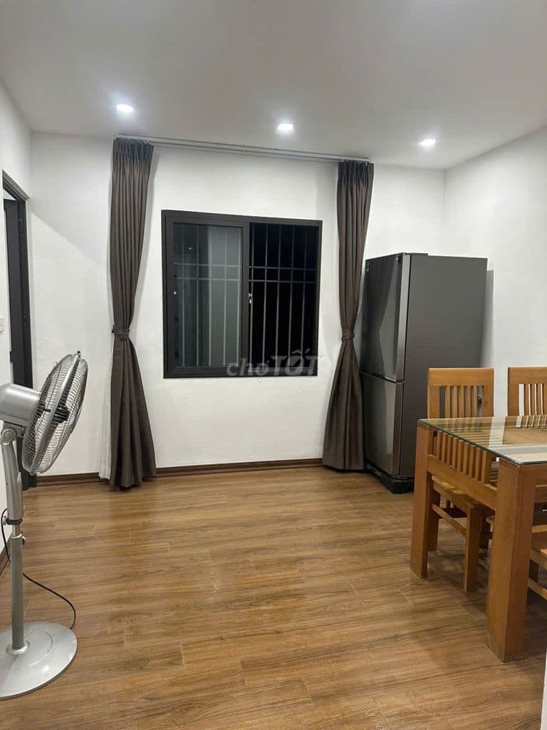 Bán Căn Hộ Tập Thể Nghĩa Tân, Khu A Tầng 4, 60m2 . Giá 3,450 tr,