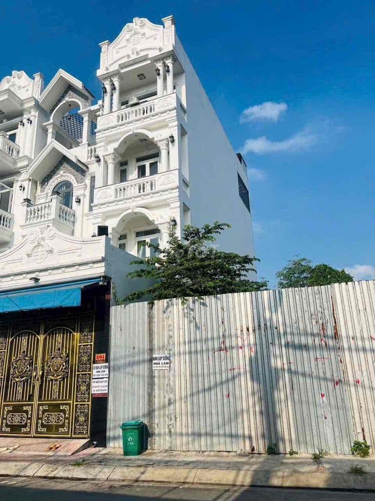 Lô đất Mặt tiền 4mx26m. Trục kinh doanh sầm uất. Hệ số xây dựng cao