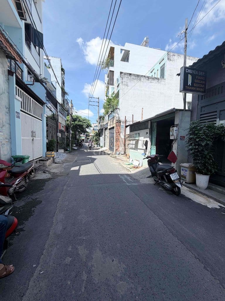 Nhà NGUYỄN VĂN SĂNG - hẽm ôtô - 4 x 12m - Giá: 6tỷ nhỉnh