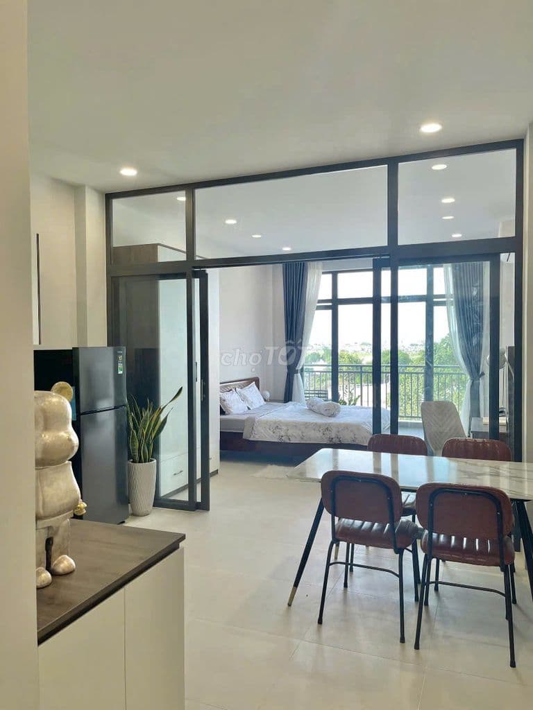 Hệ Thống Căn Hộ 1 Phòng Ngủ Cao Cấp Ban Công Riêng Tại Vạn Phúc City