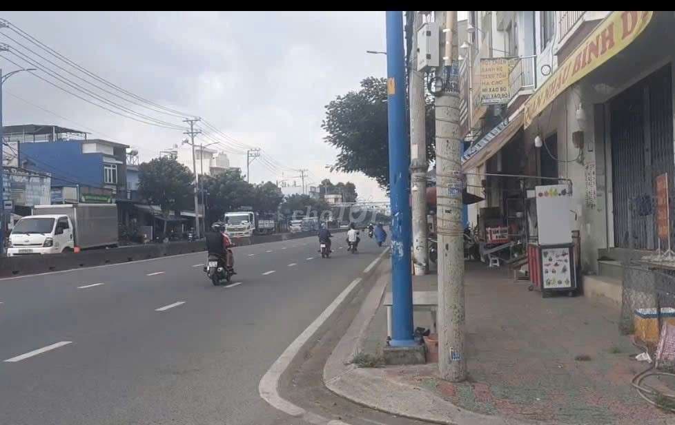 Bán đất 1/ Đăng thúc Vịnh