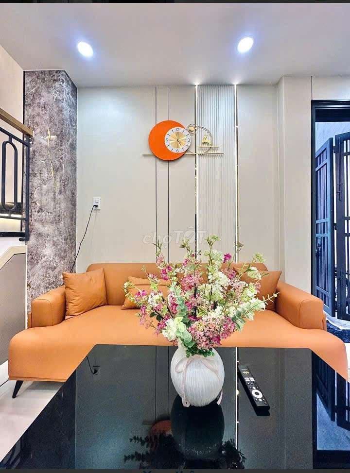 Hơn 3Tỷ Nhà 3 Tầng,Quang Trung Sát CV Làng Hoa,3PN,Full NT, Hẻm Thông - Ảnh 2