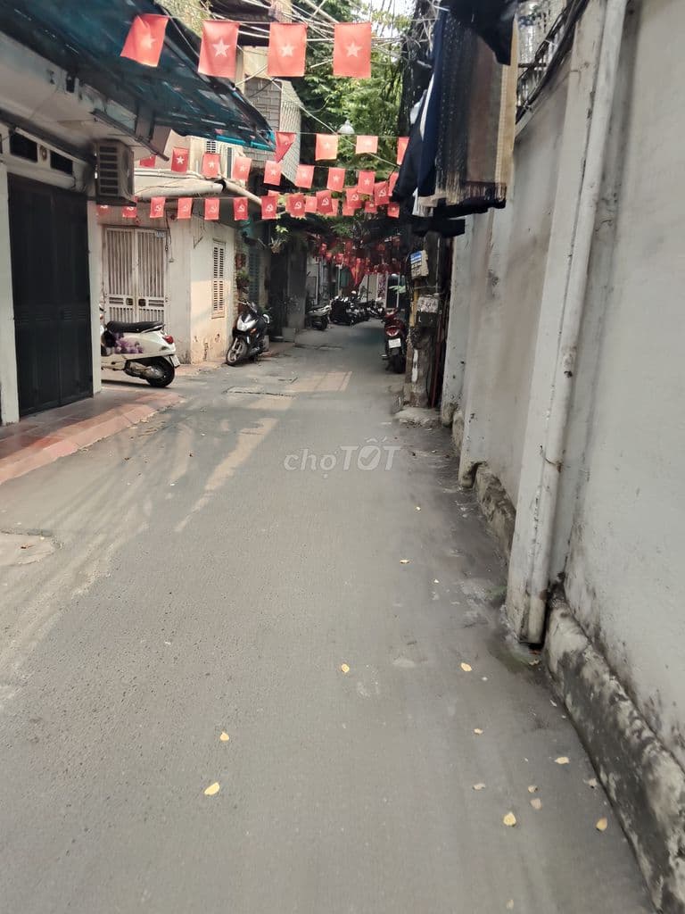 Nhà riêng- Đống Đa- 2 thoáng- 36m- 6 tầng- nhỉnh 7 tỷ