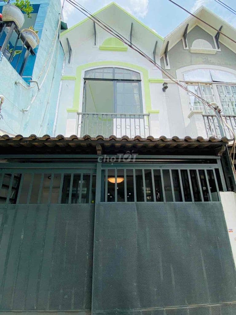 Bán nhà sổ hồng cầm tay 1 lầu(sh con) thạnh lộc15 q12