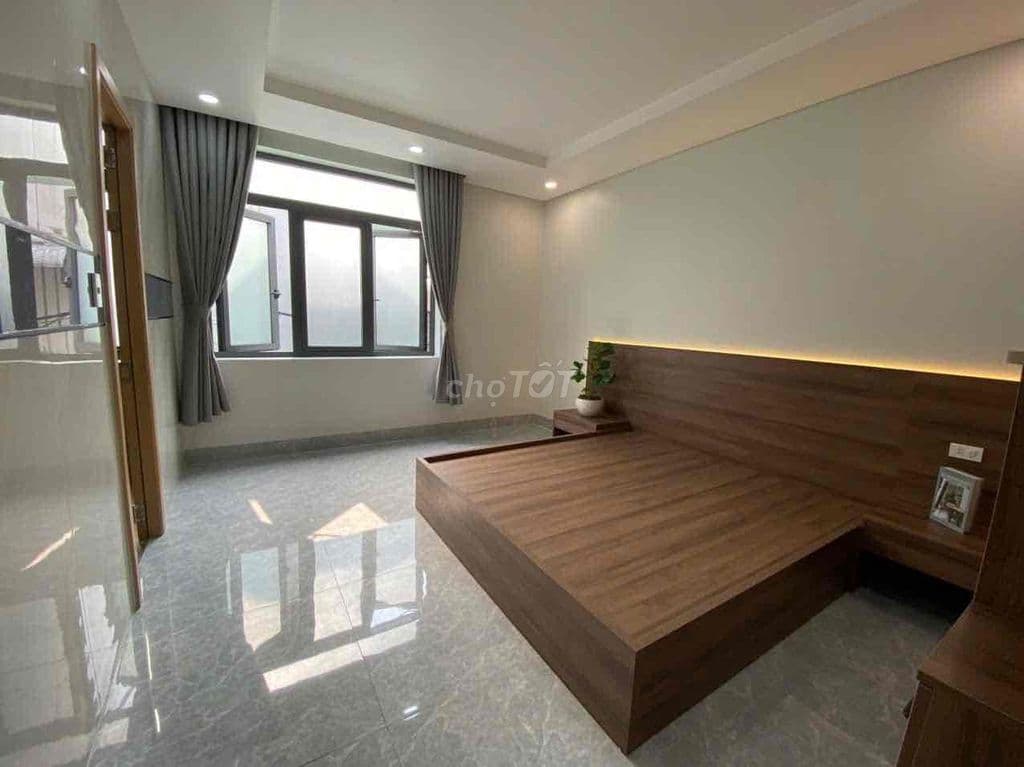 NHÀ SHR Q.12 SÁT GÒ VẤP - 5Mx12M 2 LẨU 3PN - SÁT GÒ VẤP NHỈNH HƠN 5T - Ảnh 2