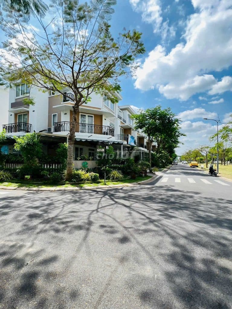 EM BÁN NHÀ FULL NỘI THẤT KDC LOVERAPARK KHANG ĐIỀN BÌNH CHÁNH