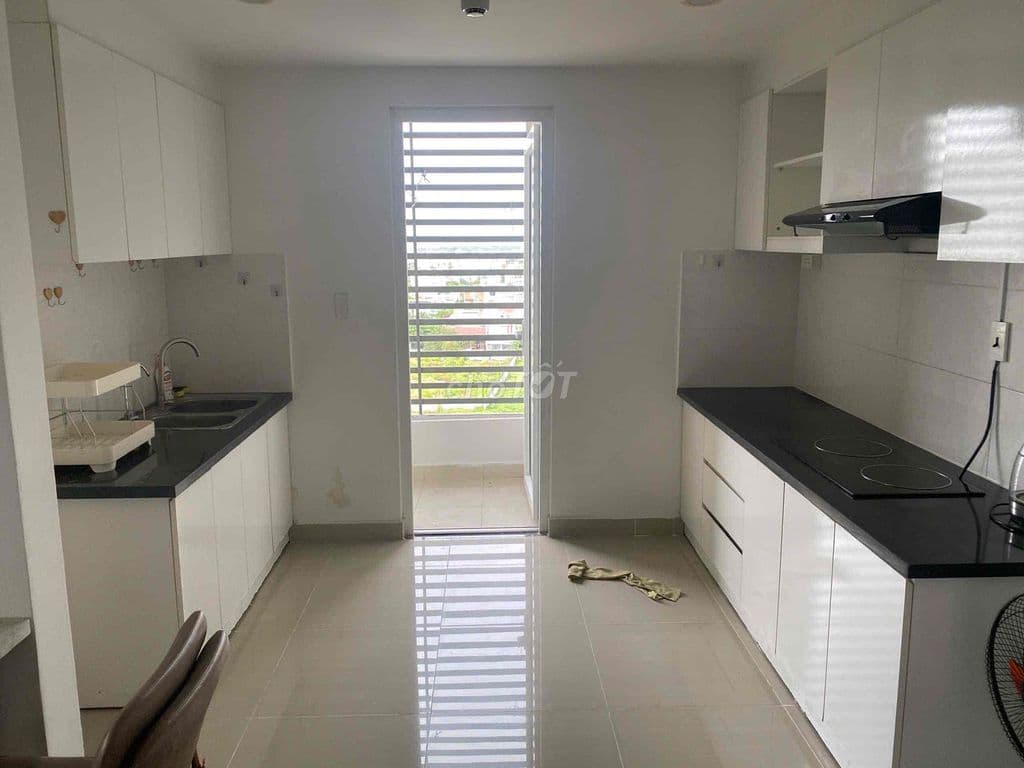 Cần bán căn hộ 1PN 60m2 Chung Cư The Avila,114 An Dương Vương,Q8 - Ảnh 3