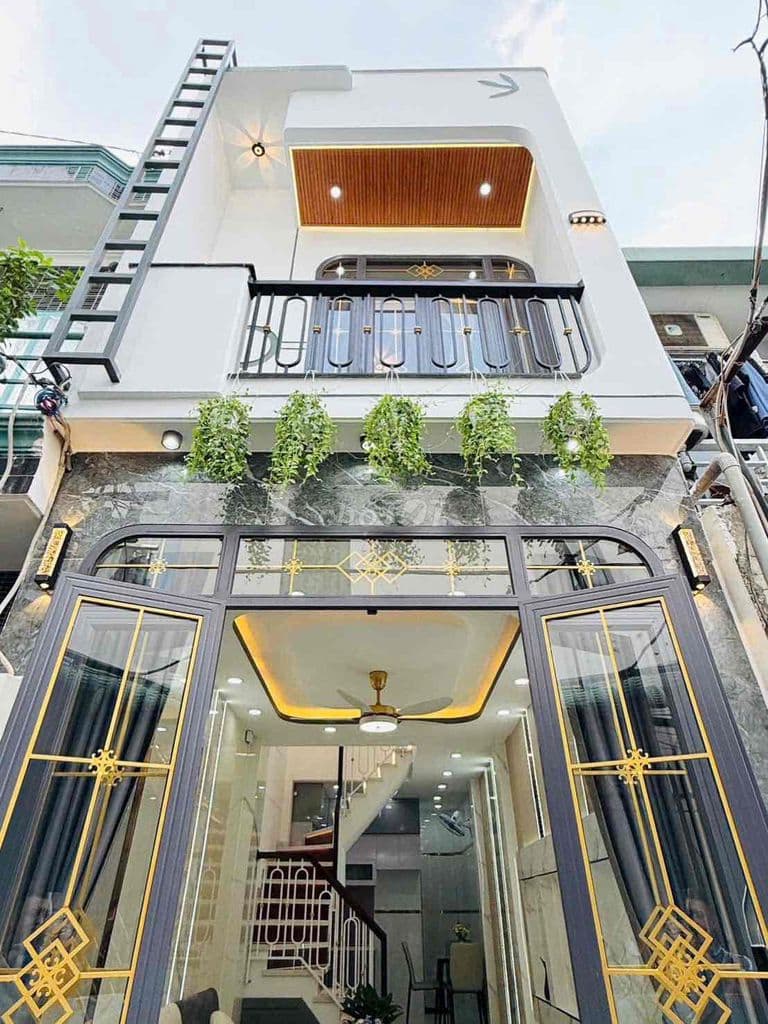 BÁN NHÀ NHỈNH 4 TỶ - HẺM XE HƠI- P15- TÂN BÌNH