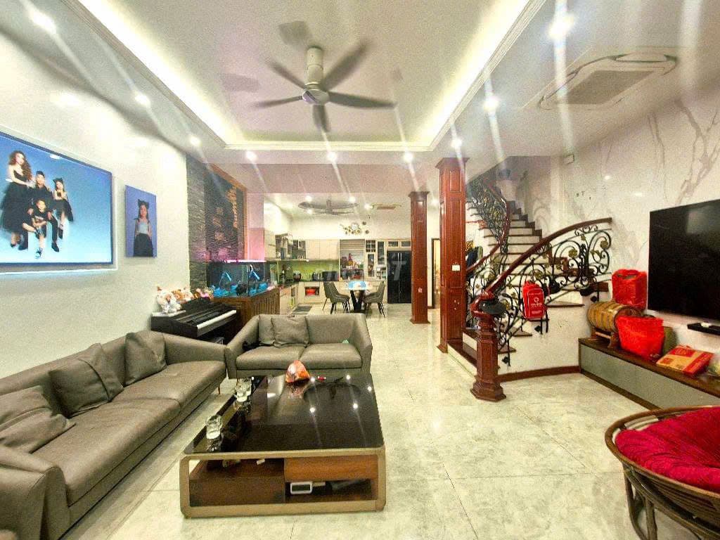 Lô Góc Xây Mới 2024. 55M2 5 Tầng OTO Đỗ Cửa Dương Văn Bé Hàng Xóm Time - Ảnh 2