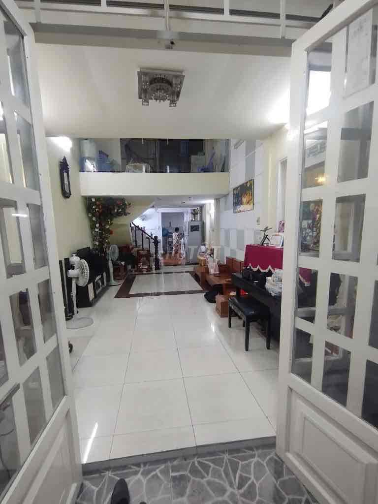 NHÀ 4 LẦU HẺM Ô TÔ KẾ BÊN CÔNG VIÊN LÀNG HOA LÊ VĂN THỌ P11 GV 8TỶ4 TL - Ảnh 3