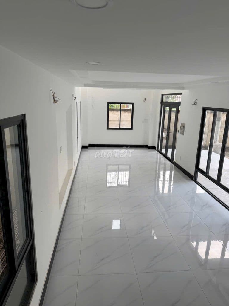 BÁN NHÀ 3 TẦNG HẺM 47 ĐƯỜNG TRƯỜNG LƯU - 9 TỶ/334M2 - Ảnh 2