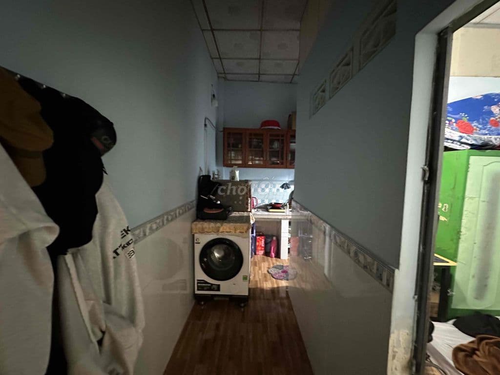 nhà trong hẻm nhà sách nguyễn văn cừ - Ảnh 2